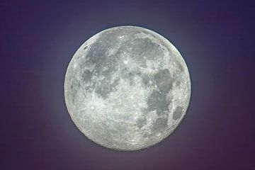 Pleine lune au lever du soleil