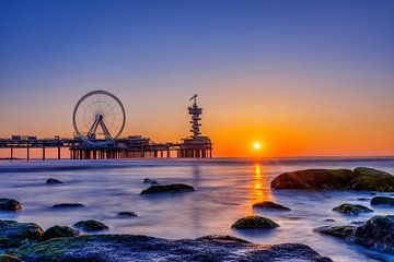 Een rustgevende zonsondergang in Scheveningen van Bea Budai