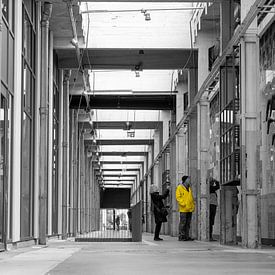 Spinxpassage Maastricht-architectuur-zwartwit & geel accent van Ilspirantefotografie