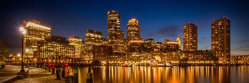BOSTON Fan Pier Park En Skyline bij nacht | Panorama 