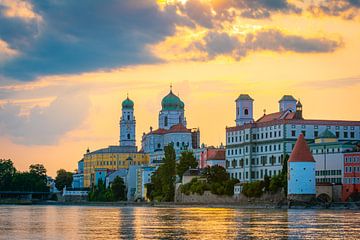 Zonsondergang in Passau van Martin Wasilewski