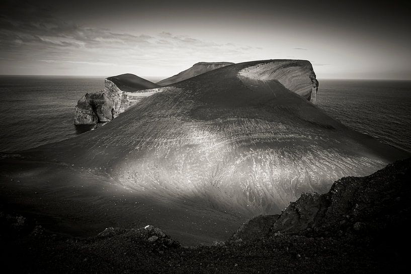 Vulkaanlandschap op Faial, Azoren van Marcel Bakker