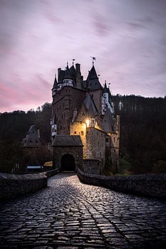 Kasteel Eltz vroeg in de ochtend