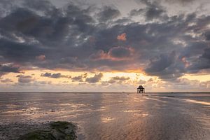 Vogelbeobachtungsstation auf der Engländerplatte bei Sonnenuntergang