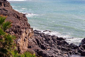 Vue de la côte rocheuse d'El Cotillo sur l'île canarienne de Fuerteventura. sur Reiner Conrad