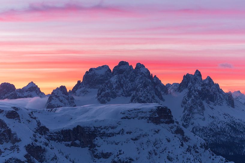 Roze ochtend in de Italiaanse Dolomieten van Jonathan Vandevoorde