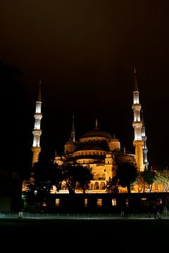 Blue Mosque at night by 28Art - Yorda