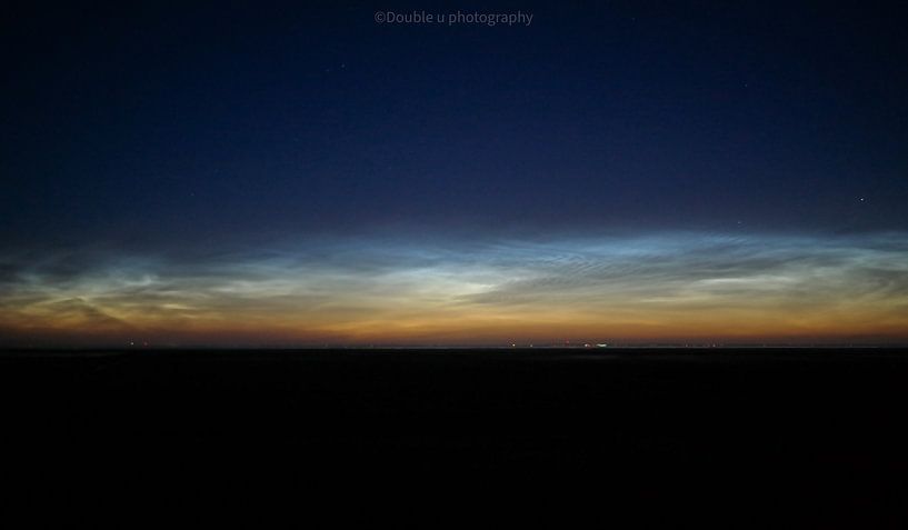 The luminous night clouds from the sea dyke (Friesland) by Double u photography