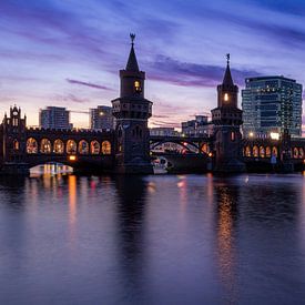 Oberbaumbrücke und Universal Studios von Oliver Hey