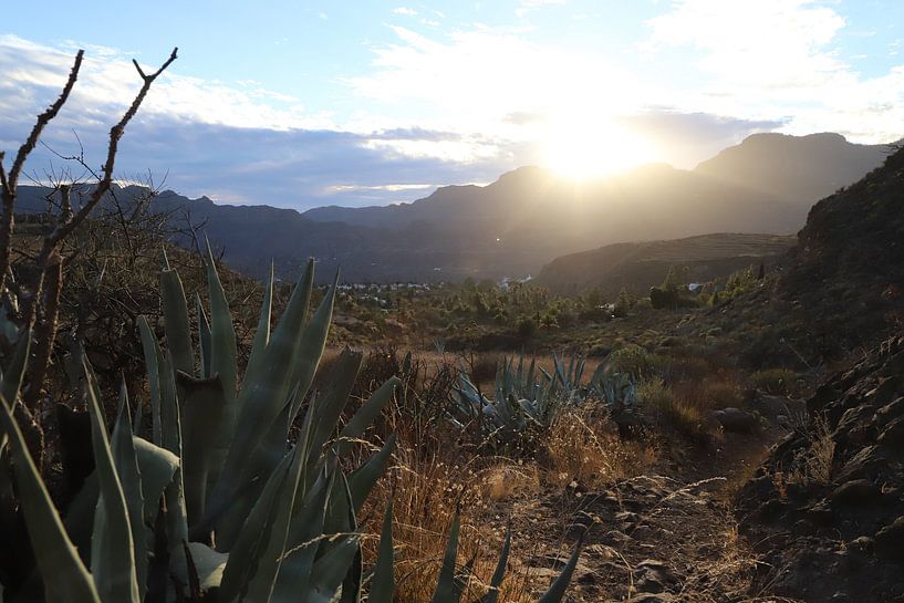 Der Sonnenuntergang in Santa Lucia von Ton Tolboom