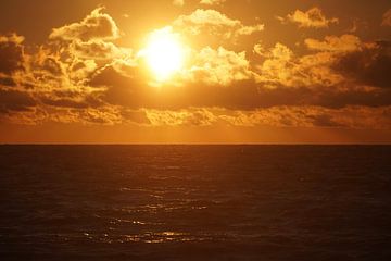 Coucher de soleil sur la mer du Nord, Thorsminde sur Maximilian Burnos
