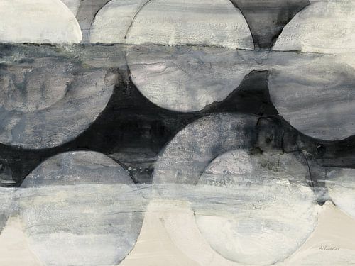 Eclipse Neutral Horizontal Crop, Albena Hristova