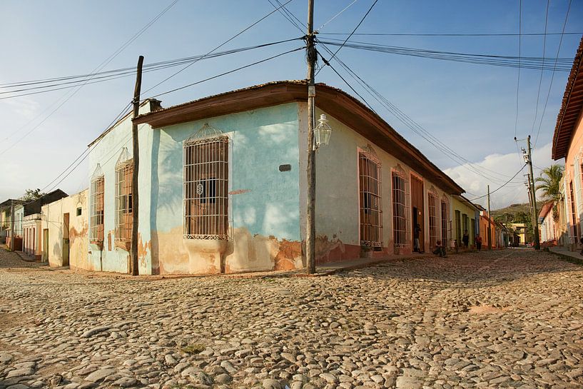 Bunte traditionelle Häuser in der kolonialen Stadt Trinidad auf Kuba. von Tjeerd Kruse