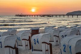 Binz beach at sunrise by Markus Lange