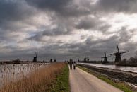 Wolken over Kinderdijk van Edwin van Amstel thumbnail