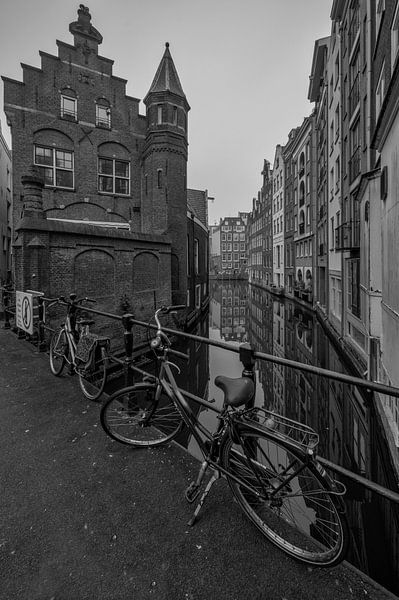 Misty Amsterdam par Peter Bartelings