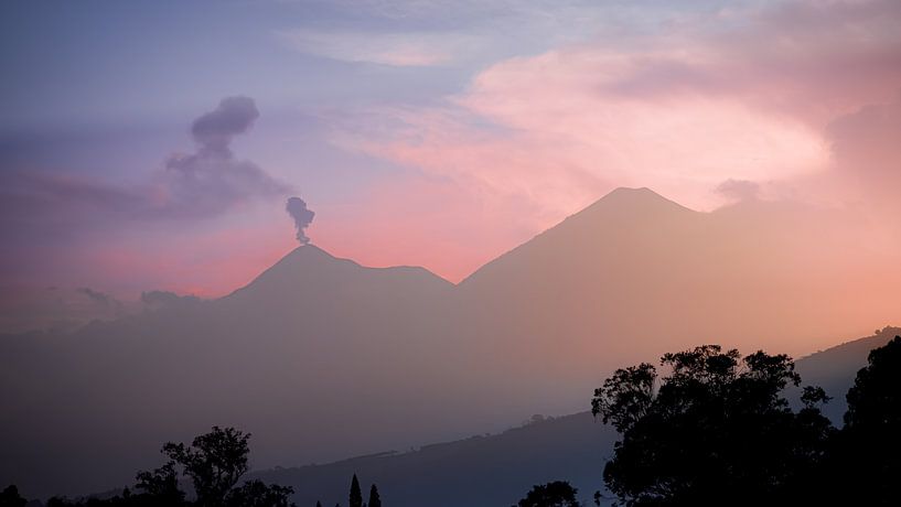 Dos Volcanes von Saskia Strack