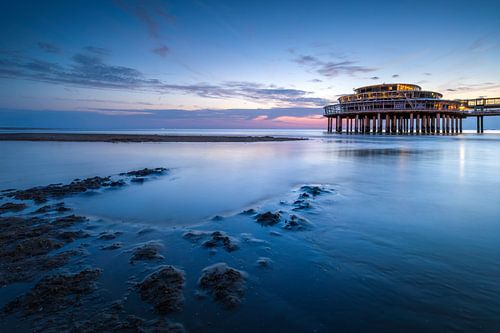 Soirée d'été sur la jetée - Scheveningen au coucher du soleil sur Silvia Thiel