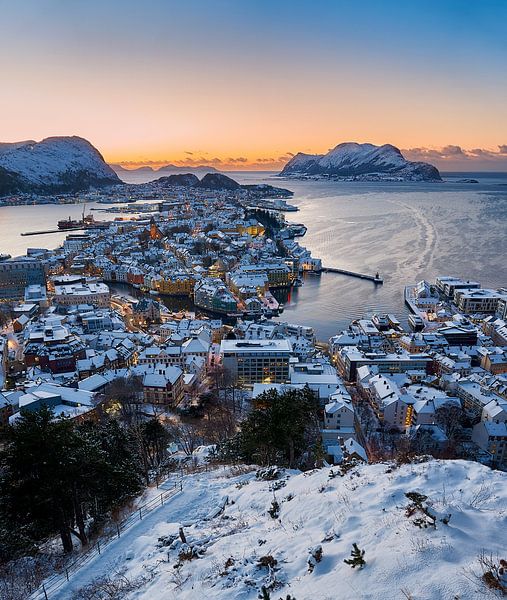 Winter scenery over Ålesund from Fjellstua during sunset, Norway by qtx