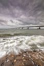 Zeeland-Brücke an einem stürmischen Sommertag von Dennisart Fotografie Miniaturansicht