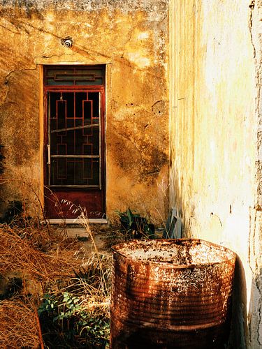 Voortuin van een oud huis in Ialysos (Rhodos eiland)