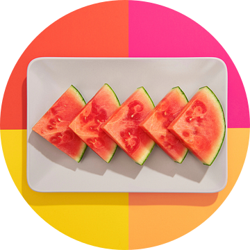 SF 12664312 Watermeloen op kleurrijke achtergrond