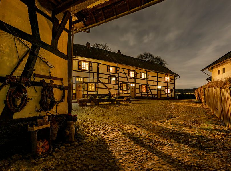 Ferme à colombages dans le sud du Limbourg par John Kreukniet