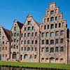 Lagerhäuser in der Lübecker Altstadt in Deutschland von Joost Adriaanse