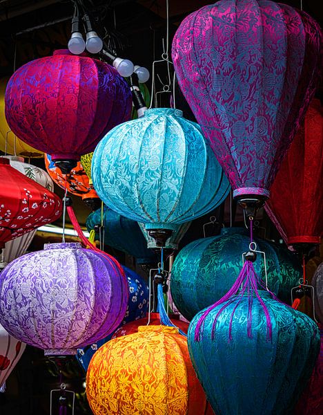 Kleurige lantaarns in Hội An, Vietnam van Rietje Bulthuis