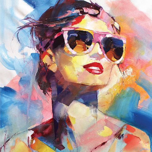 Lady with sunglasses