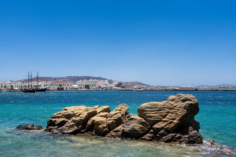 Mykonos harbour by Atelier Liesjes