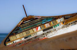 Senegaleese vissersboot von Peter Westerik