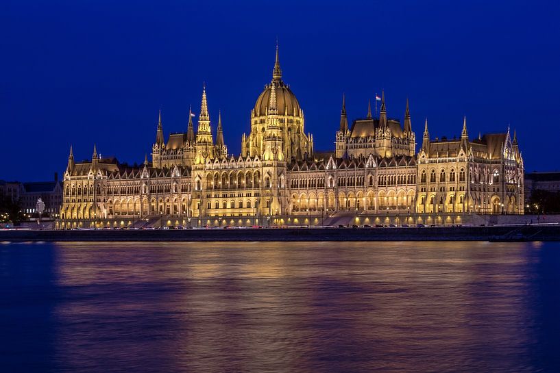 Budapest Hungary by Heiko Lehmann