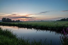 Niederländische Landschaft Sonnenuntergang Sonnenaufgang Wiese von Déwy de Wit