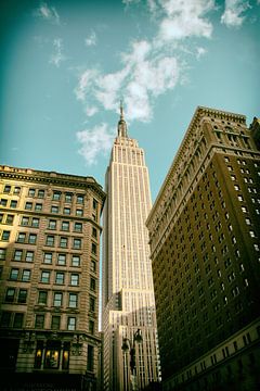 Das Empire State Building, New York von Caught By Light