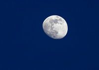 Der Mond am Nachthimmel
