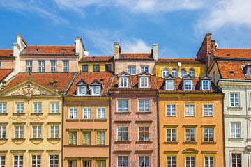 Colourful houses at Old Market Square in Warsaw by Marc Venema