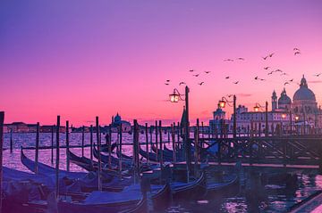 Sonnenuntergang Venedig, friedliche Gondel, Alla Simacheva von 1x