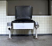 Vieille machine dans la cuisine