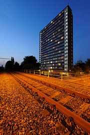 IBB-Hochhauswohnung in der Ina Boudier-Bakkerlaan in Utrecht von Donker Utrecht
