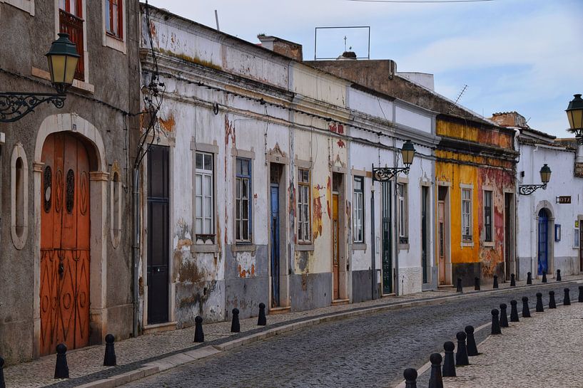 Straße in Faro Potugal von Maaike Hartgers