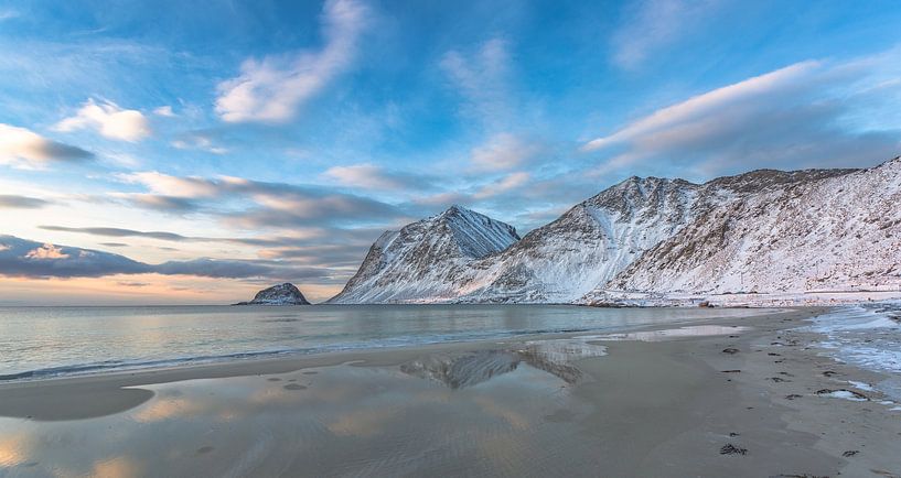 Strand von Haukland, Lofoten-Inseln in Norwegen von lousfoto