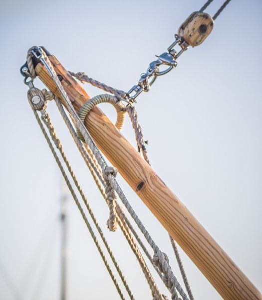 Deel van een schip by Michel Knikker