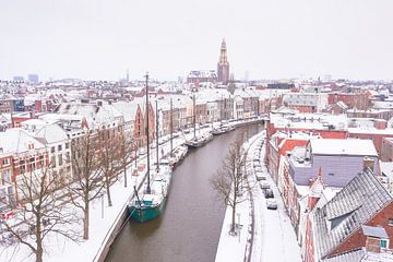 View on a wintery Hoge der A Groningen by Droninger