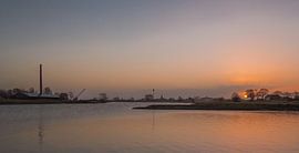 Zonsopkomst skyline Ravenswaaij van Moetwil en van Dijk - Fotografie