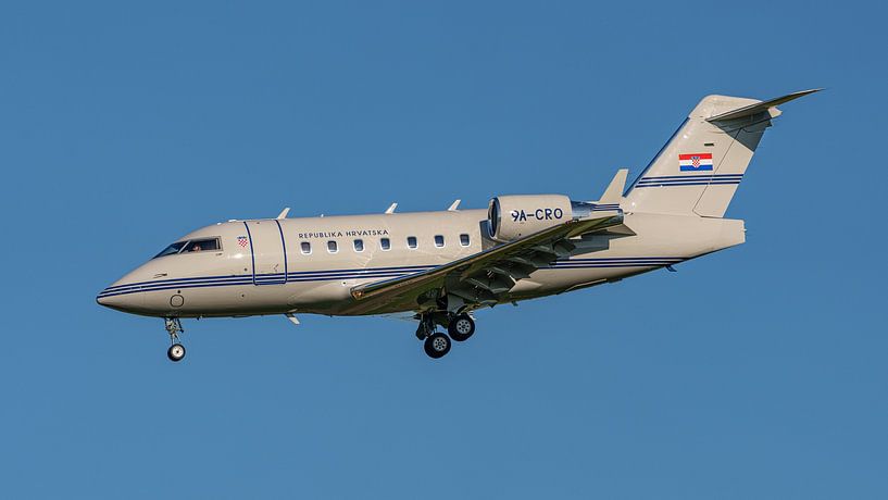 Armée de l'air croate Bombardier Challenger 604. par Jaap van den Berg