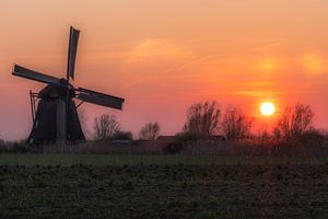 Oranje lucht bij Molden de Steendert van Moetwil en van Dijk - Fotografie