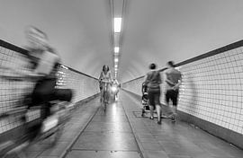 Urban Movement, Sint Annatunnel in Antwerpen by MS Fotografie | Marc van der Stelt