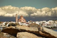 Uitzicht op Thessaloniki met de kerk van Neo Moudania van Miranda van Hulst thumbnail