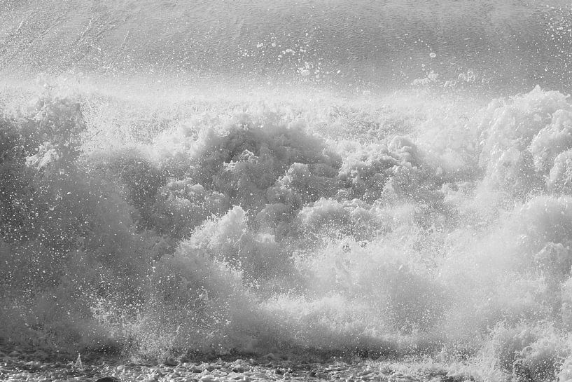 Des vagues rugueuses sur la Côte d'Opale (II) par Astrid Brouwers